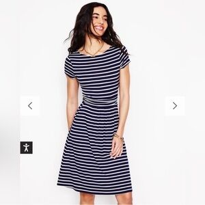 Boden Navy and White Short Sleeve Dress with Pockets Size 8 Long